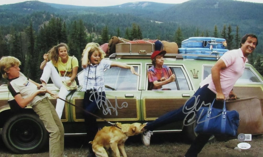 Chevy Chase Beverly D'Angelo Signed 20x12 Vacation Photo BAS JSA: Chevy Chase Beverly D'Angelo Signed 20x12 Vacation Photo BAS JSA This is an original dual-signed 20x12 photo featuring Chevy Chase and Beverly D'Angelo from the classic film "Vacation". The photo come