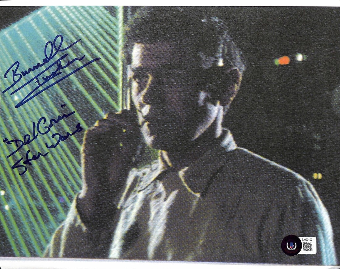 Burnell Tucker Star Wars A New Hope Signed 8x10 Photograph Beckett LOA: Burnell Tucker Star Wars A New Hope Signed 8x10 Photograph Beckett LOA This is an authentic 8x10 photograph of Burnell Tucker, who appeared in both Star Wars and The Empire Strikes Back. The photograp