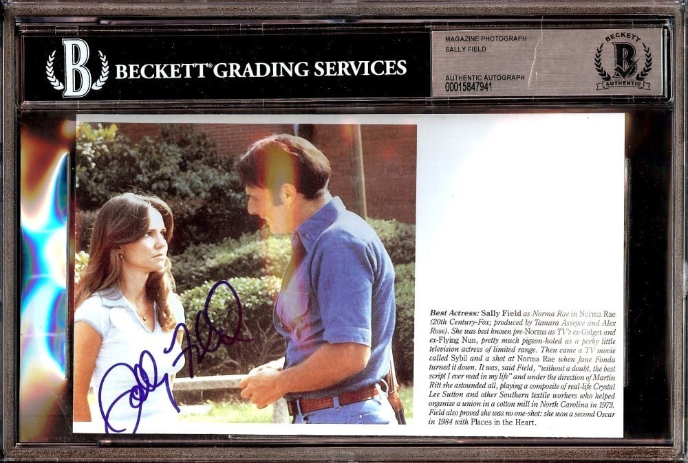 Sally Field Signed Magazine Photo 6 x 9 inches Beckett Authenticated Norma Rae: Sally Field Signed Magazine Photo 6 x 9 inches Beckett Authenticated Norma Rae This original photograph features an iconic image of Sally Field from her award-winning performance in 'Norma Rae'. It is