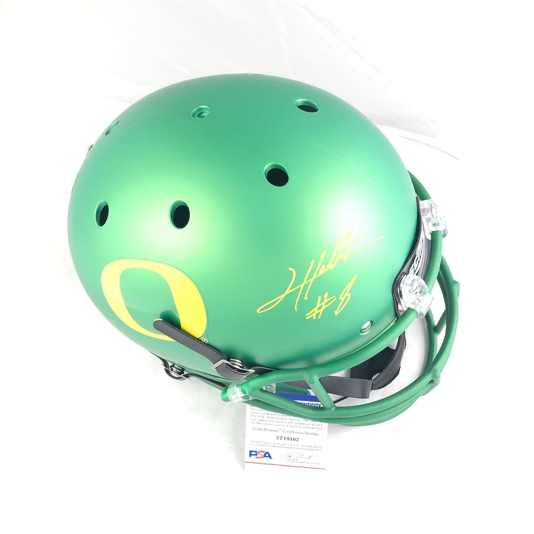 Jevon Holland Autographed Full Size Helmet PSA/DNA Miami Dolphins: Jevon Holland Autographed Full Size Helmet PSA/DNA Miami Dolphins This is a full-size football helmet autographed by Jevon Holland, the standout player from the Miami Dolphins. The signature has been