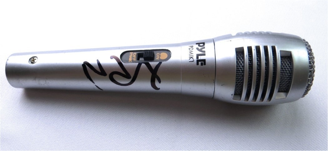 NAS Nasir Jones Autographed Microphone with Beckett Authentication: NAS Nasir Jones Autographed Microphone with Beckett Authentication This original autographed microphone is signed by legendary rapper Nas (Nasir Jones). The autograph has been authenticated by Beckett