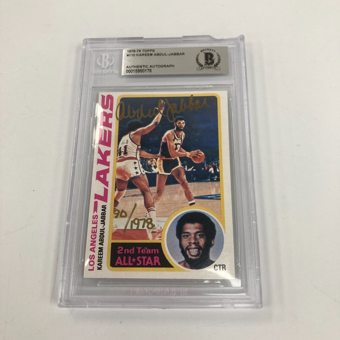 Kareem Abdul-Jabbar Signed 1978-79 Topps Card #110 BAS Certified (1 of 2)