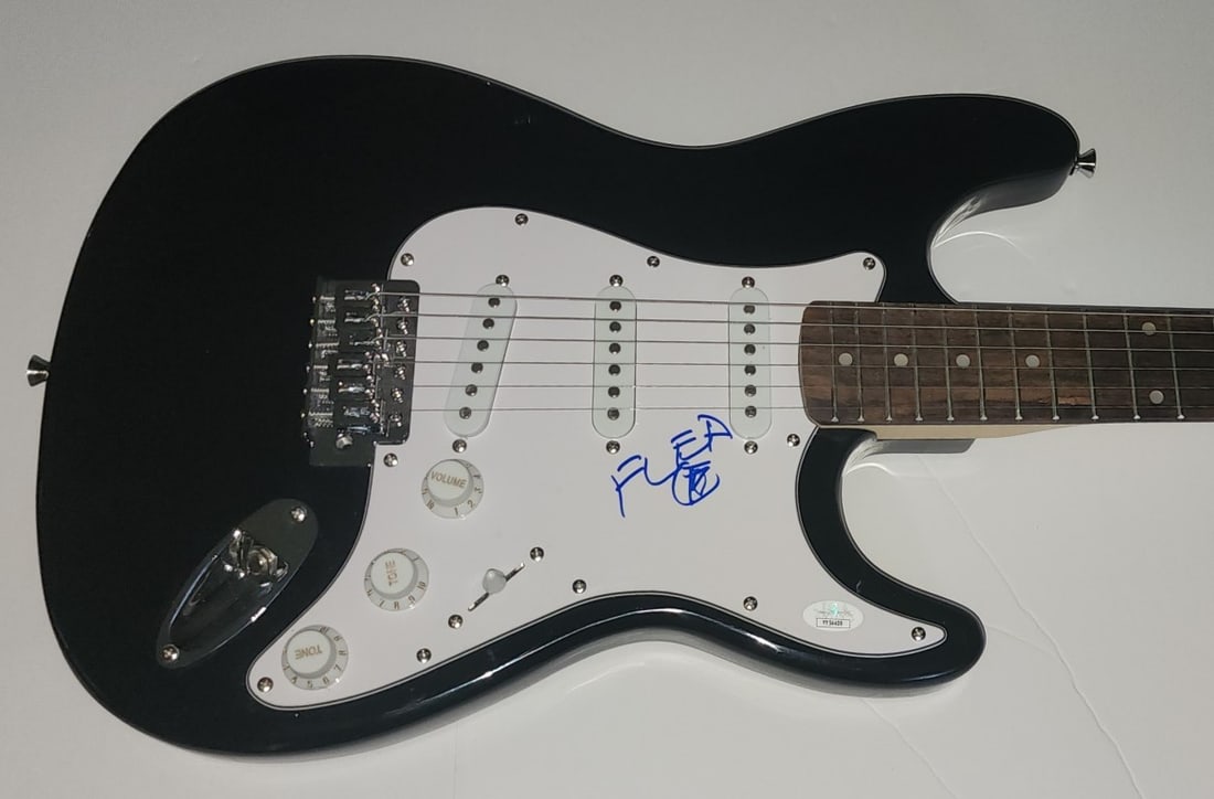 Flea Autographed Electric Guitar JSA Authenticated Ray & Dave Davies (1 of 4)
