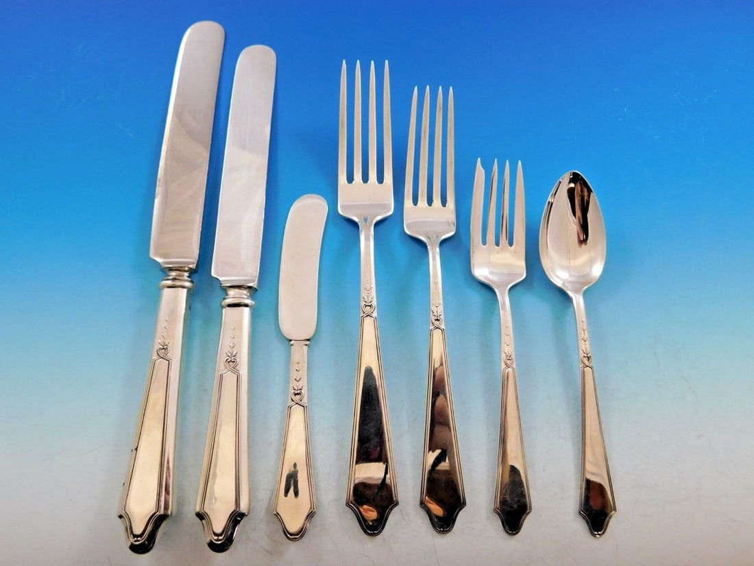 Lunt Chateau Sterling Silver Flatware Set for 12 89 Pieces with Storage Chest (1 of 9)