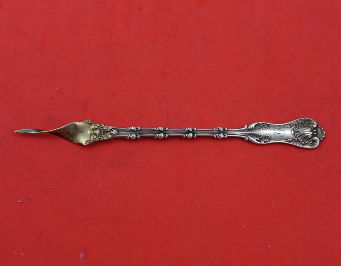 Whiting Imperial Queen Sterling Silver Butter Pick 6" Gold Washed Twisted: Whiting Imperial Queen Sterling Silver Butter Pick 6" Gold Washed Twisted This exquisite butter pick is crafted from sterling silver and features the elegant Imperial Queen pattern by Whiting. Measuri