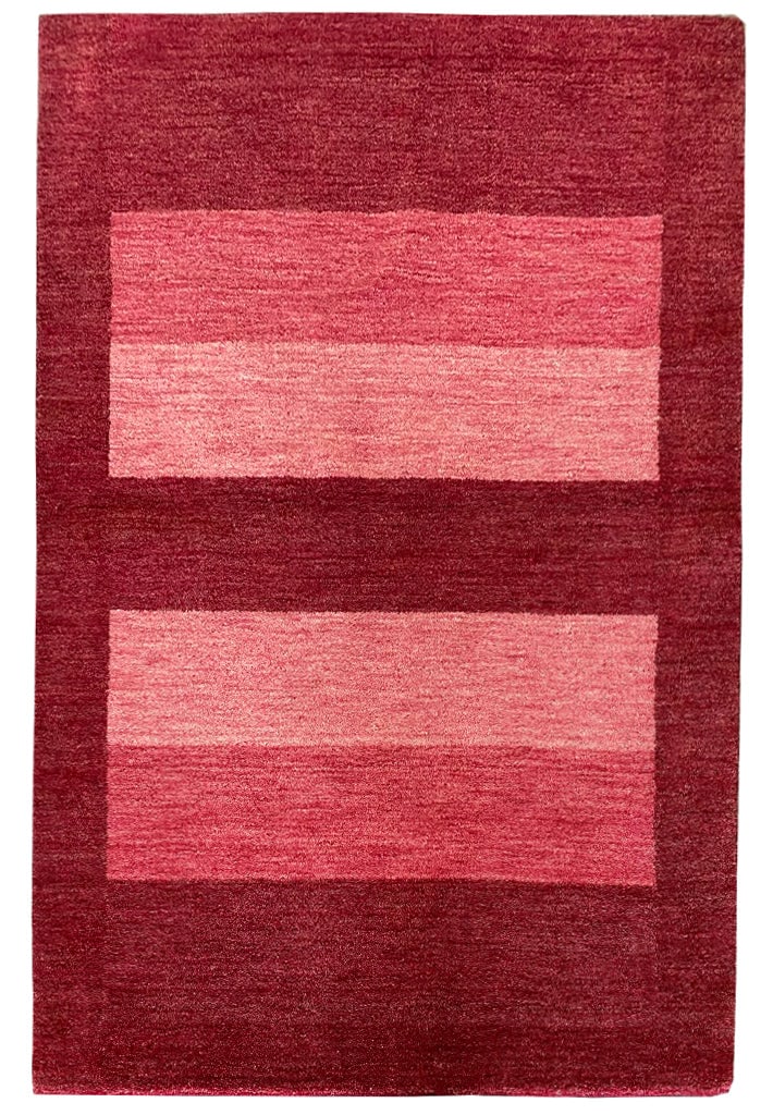 4.2 x 6 Handmade Wool Area Rug Contemporary Berry Red Burgundy: 4.2 x 6 Handmade Wool Area Rug Contemporary Berry Red Burgundy Free continental US Shipping Elevate your home decor with this stunning 4' x 6' New Handmade Wool Rug in Contemporary Berry Red Burgundy.