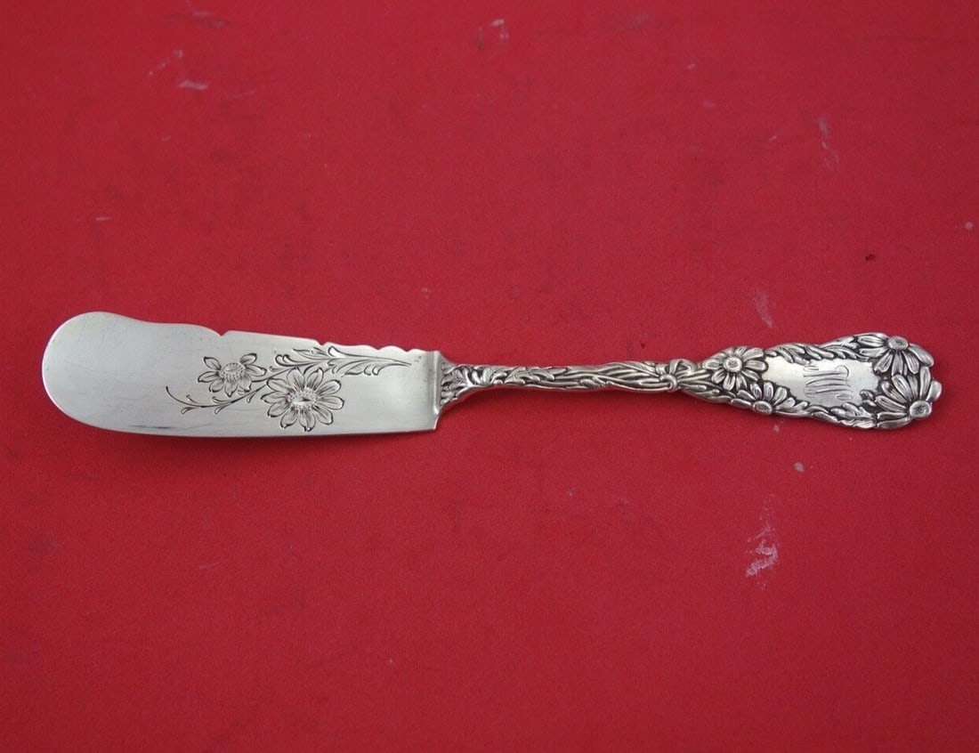 Wood & Hughes Daisy Sterling Silver Master Butter Knife 6.5 inches (1 of 2)
