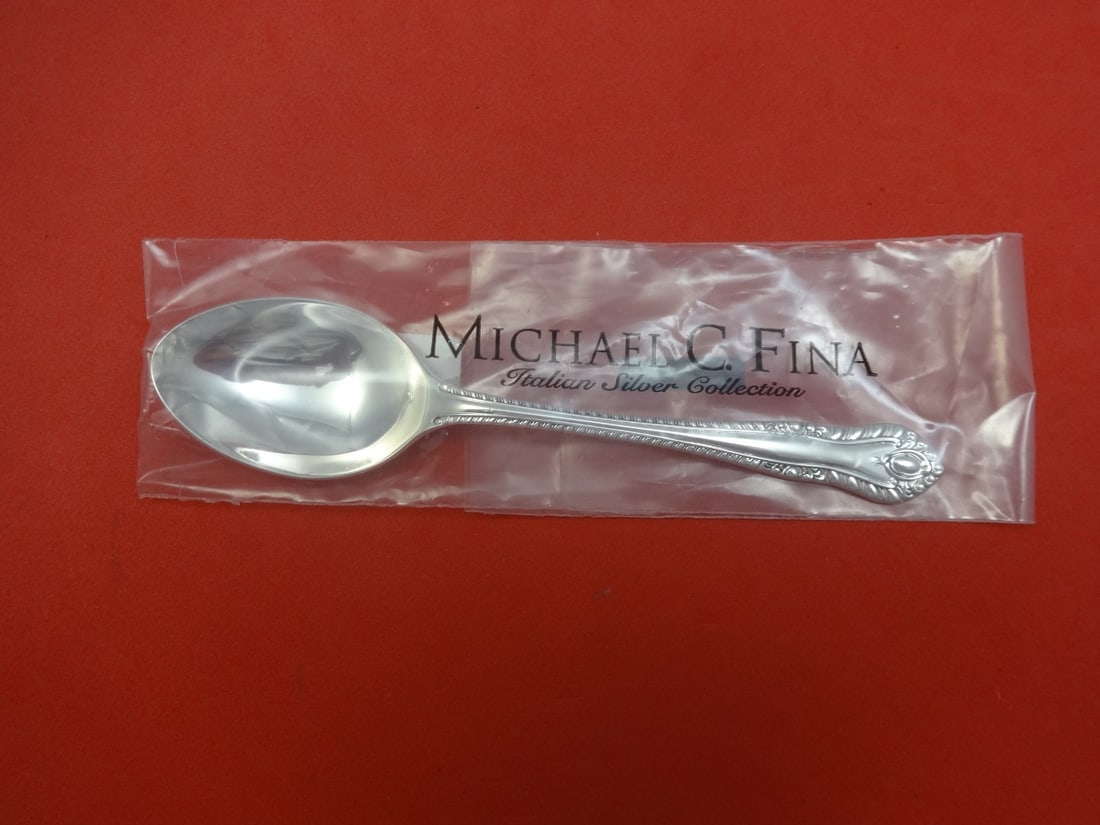 Carrs Gadroon Sterling Silver Teaspoon 6 1/8 New Factory Sleeve: Carrs Gadroon Sterling Silver Teaspoon 6 1/8 New Factory Sleeve Experience the elegance of the Gadroon pattern with this exquisite sterling silver teaspoon by Carrs. Measuring 6 1/8" in length, this s