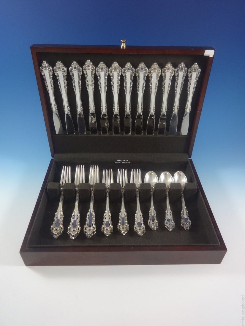 Gorham Medici New Sterling Silver Flatware Set 48 Pieces with Storage Chest (1 of 5)