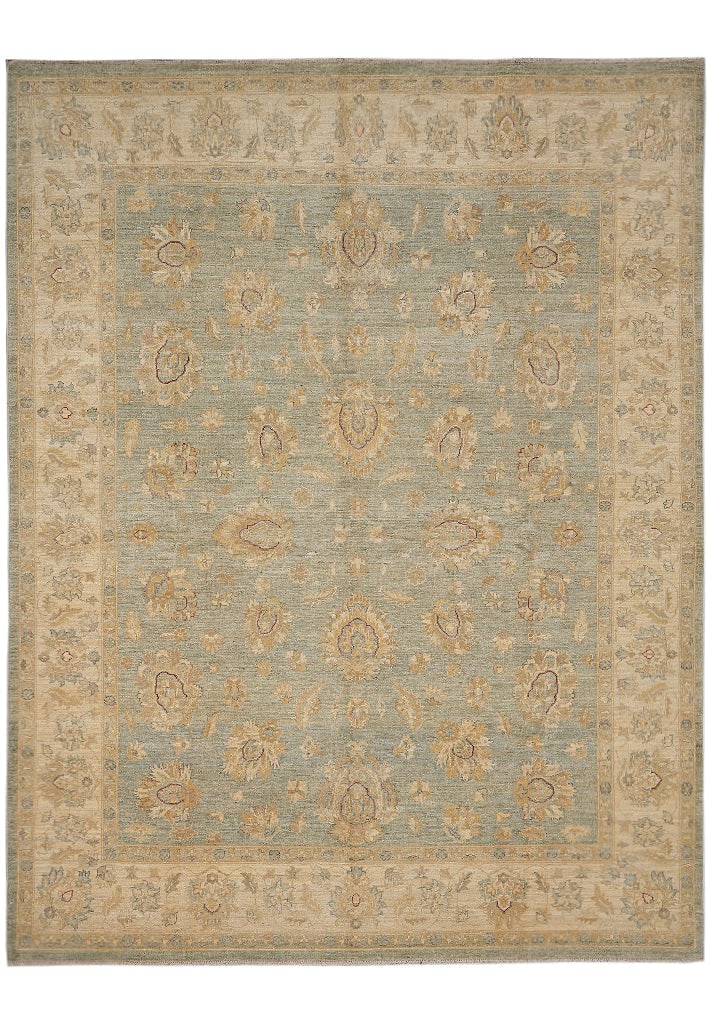 Light Green Zigler Chobi Peshawar Rug 95 x 121 in Hand Knotted Wool Pakistan: Light Green Zigler Chobi Peshawar Rug 95 x 121 in Hand Knotted Wool Pakistan Free continental US Shipping This hand-knotted Zigler Chobi Peshawar rug features a soothing light green color palette acce