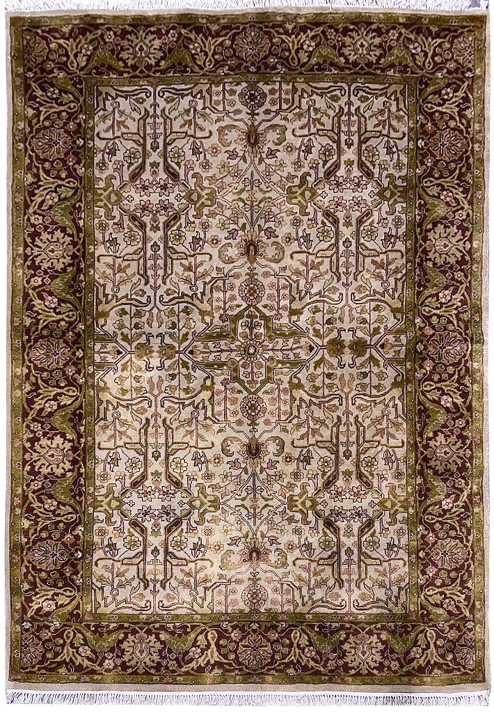 Handmade 5.5 x 8.10 Agra Rug Premium Quality Decor: Handmade 5.5 x 8.10 Agra Rug Premium Quality Decor Free continental US Shipping Discover the beauty of this quality handmade Agra rug, measuring 5.5 x 8.10 ft. Ideal for adding elegance and warmth to