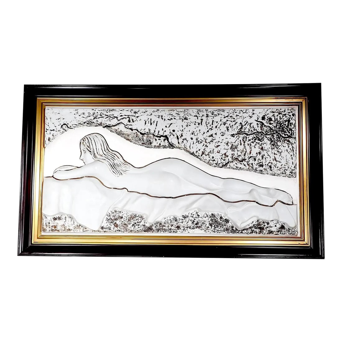 Mid 20th Century Off-White Plaster Relief Nude Study by Bill Mack: Mid 20th Century Off-White Plaster Relief Nude Study by Bill Mack This mid 20th century plaster relief features a nude female figure in repose, showcasing an impressive design reminiscent of the style