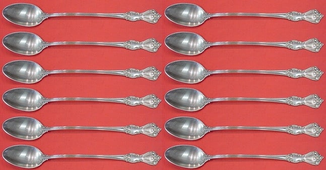 Reed and Barton Marlborough Sterling Silver Iced Tea Spoon Set 12 pc: Reed and Barton Marlborough Sterling Silver Iced Tea Spoon Set 12 pc Presenting a stunning 12-piece iced tea spoon set from the renowned Marlborough pattern by Reed and Barton. Each spoon is crafted f