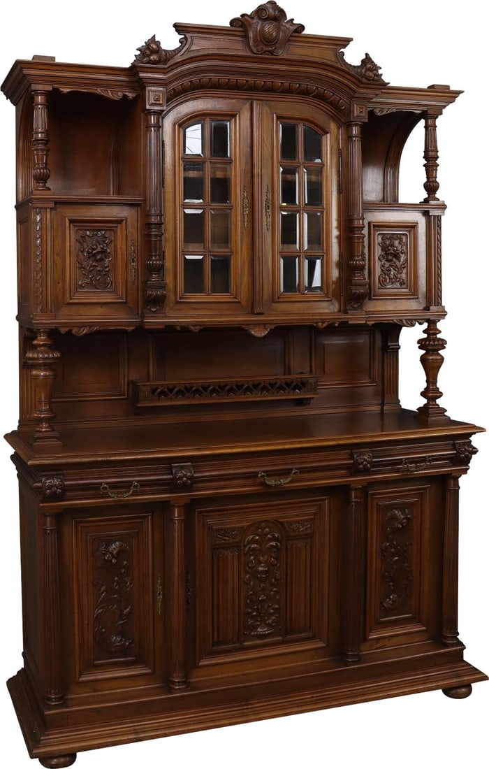 1900 Antique French Renaissance Walnut Buffet Elegant Design: 1900 Antique French Renaissance Walnut Buffet Elegant Design This exquisite Antique French Buffet, dating back to 1900, showcases pure elegance with its Renaissance Style design. Constructed from rich