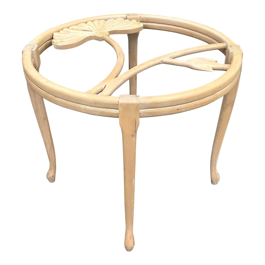 1990s Coastal Andre Originals Carved Lily Dining Table Pedestal Champagne Finish: 1990s Coastal Andre Originals Carved Lily Dining Table Pedestal Champagne Finish Elevate your dining experience with this stunning 1990s Vintage Coastal Andre Originals Carved Lily Dining Table Pedest