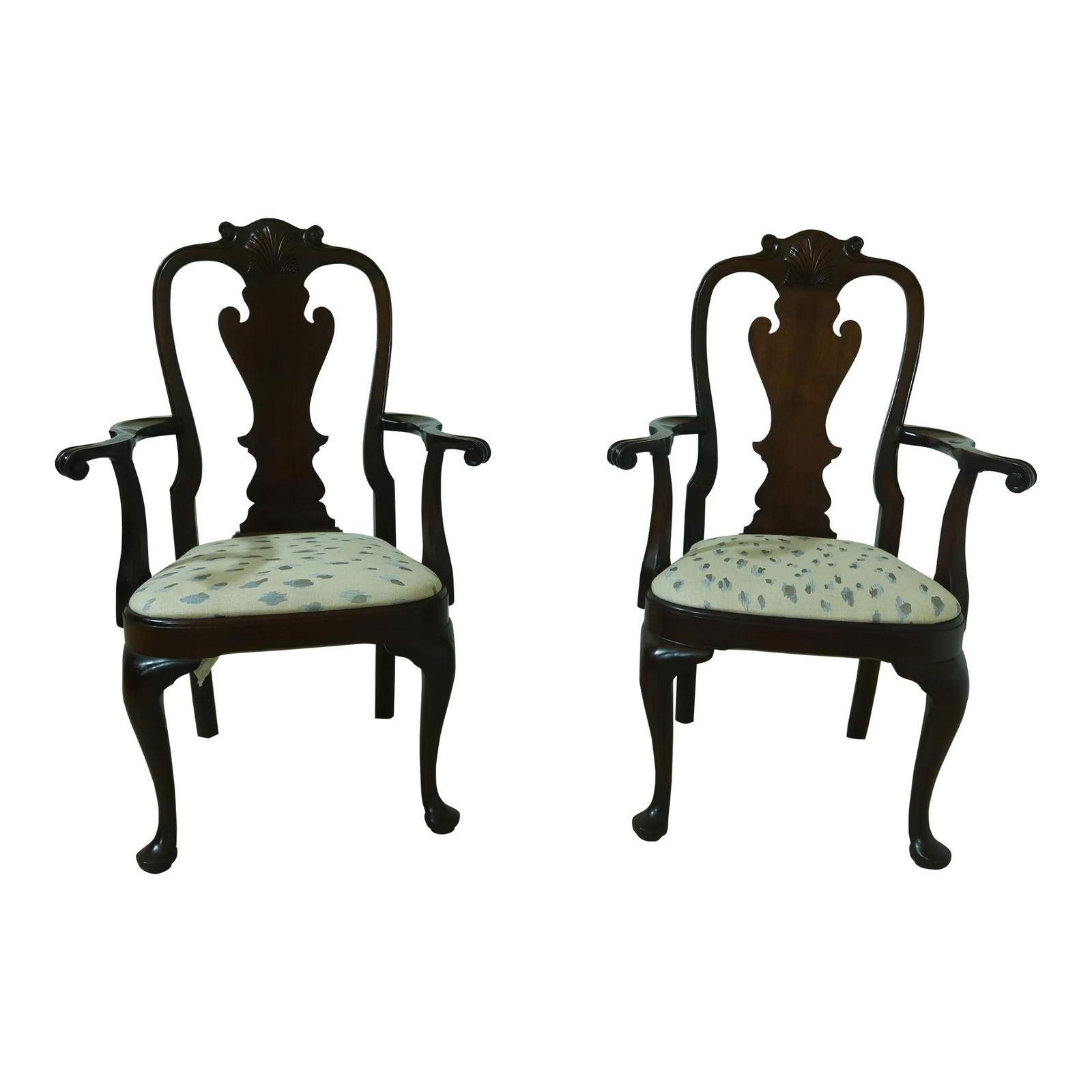 Stickley Philadelphia Queen Anne Arm Chairs Solid Mahogany Renaissance Finish: Stickley Philadelphia Queen Anne Arm Chairs Solid Mahogany Renaissance Finish Enhance your dining experience with this elegant pair of Stickley Philadelphia Queen Anne Dining Room Arm Chairs. These ch