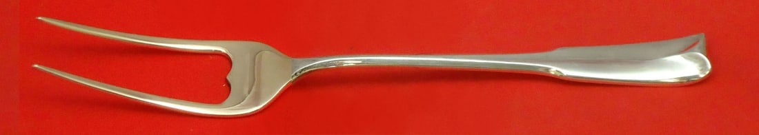 Lunt Sterling Silver Colonial Theme Custom English Server 7 inches: Lunt Sterling Silver Colonial Theme Custom English Server 7 inches This exquisite English server features the Colonial Theme pattern by Lunt, crafted from high-quality sterling silver. Measuring appro