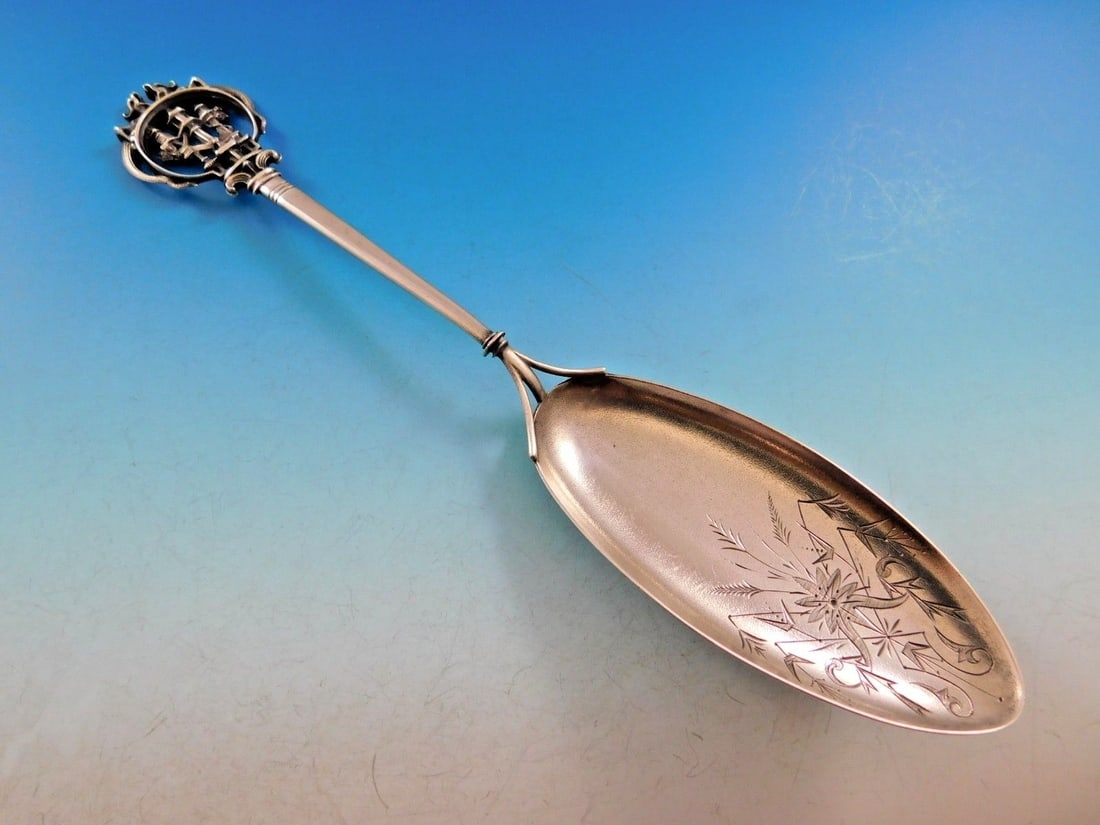 Wendt Japanese Pagoda Sterling Silver Pudding Spoon 9 7/8" with Dragons: Wendt Japanese Pagoda Sterling Silver Pudding Spoon 9 7/8" with Dragons This exquisite serving spoon, part of the Japanese Pagoda pattern by Wendt, is crafted from high-quality sterling silver. Measur