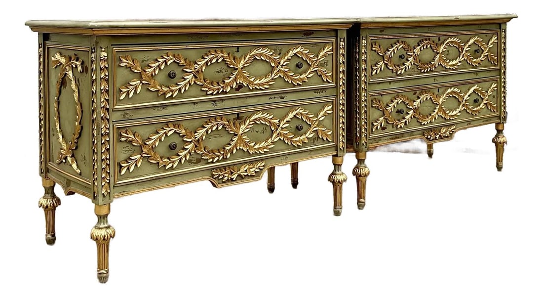 Pair of Vintage Regency Gilt Tipped Commodes in Asparagus: Pair of Vintage Regency Gilt Tipped Commodes in Asparagus Enhance your home with this exquisite pair of vintage Regency gilt-tipped commodes, showcasing classic Regency design and ornate gilt accents.