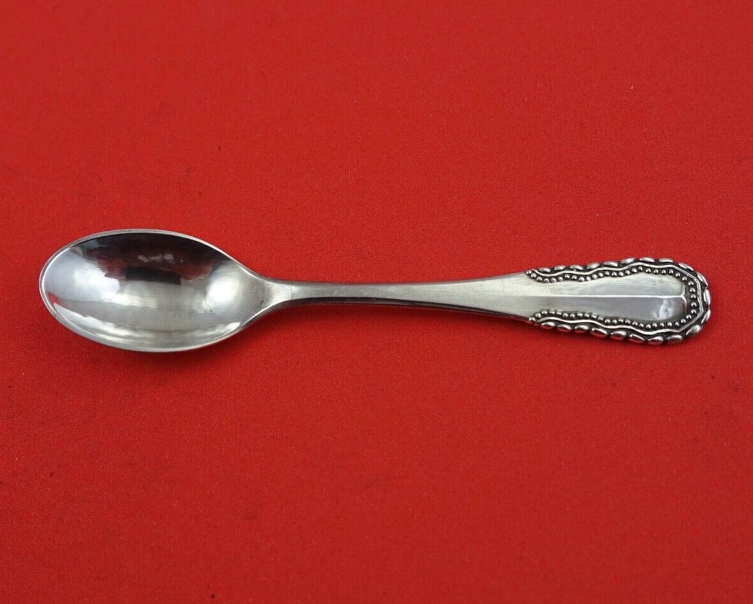 Georg Jensen Viking Number 6 Sterling Silver Demitasse Spoon 3 3/4": Georg Jensen Viking Number 6 Sterling Silver Demitasse Spoon 3 3/4" This exquisite demitasse spoon is crafted from high-quality sterling silver and features the elegant Viking pattern, also known as N