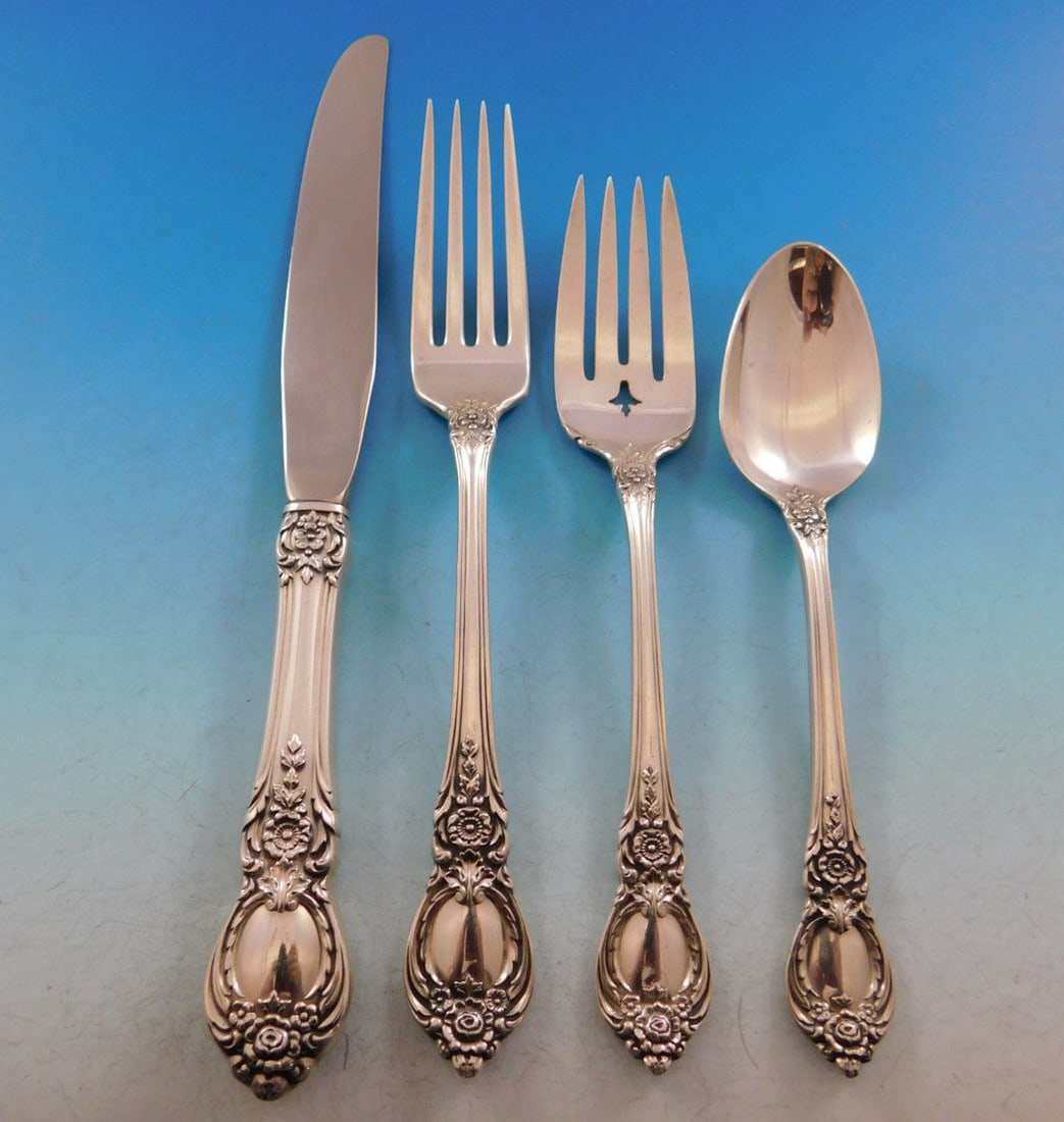 Oneida Stanton Hall Sterling Silver Flatware Set for 8 35 Pieces: Oneida Stanton Hall Sterling Silver Flatware Set for 8 35 Pieces Introducing the Stanton Hall Sterling Silver Flatware Set by Oneida, a sophisticated collection designed for service of 8. This exquisi