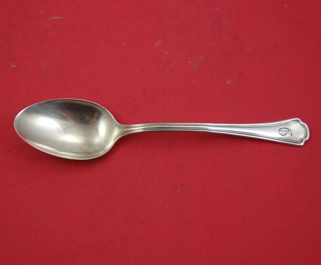 Reed and Barton Clovelly Sterling Silver Soup Spoon 7 Inches Monogrammed: Reed and Barton Clovelly Sterling Silver Soup Spoon 7 Inches Monogrammed This exquisite Clovelly place soup spoon by Reed and Barton is crafted from high-quality sterling silver. Measuring 7 inches in