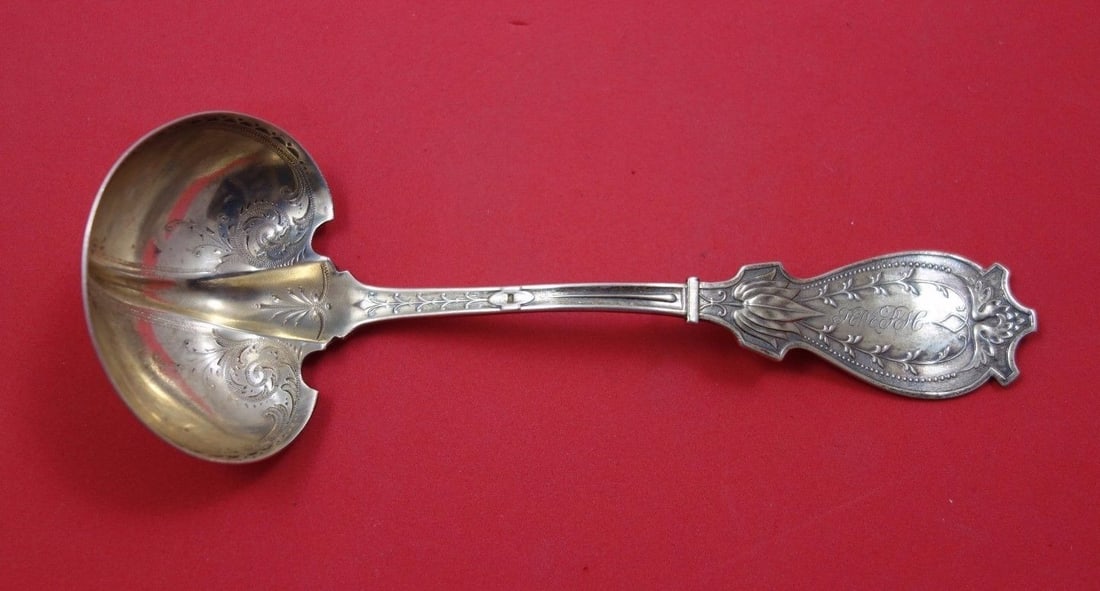 Faratone Gravy Ladle by Schulz & Fischer Sterling Silver 7.75 Inch: Faratone Gravy Ladle by Schulz & Fischer Sterling Silver 7.75 Inch This exquisite Faralone gravy ladle, crafted by Schulz & Fischer, showcases the elegance of sterling silver design. Dating back to 18