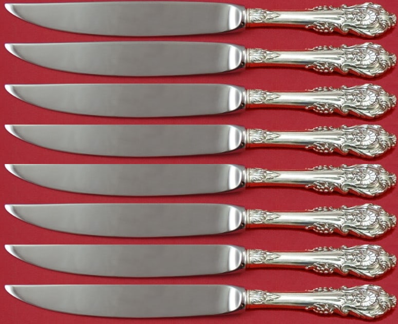 Wallace Sir Christopher Sterling Silver Steak Knife Set 8pc Non-Serrated: Wallace Sir Christopher Sterling Silver Steak Knife Set 8pc Non-Serrated This exquisite set of 8 steak knives features the elegant Sir Christopher pattern by Wallace. Each knife boasts a hollow sterli