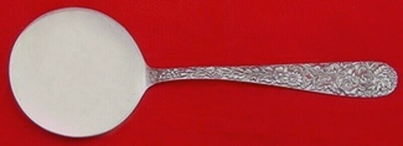 Kirk Repousse Sterling Silver Hot Cake Lifter 6 7/8 Inches: Kirk Repousse Sterling Silver Hot Cake Lifter 6 7/8 Inches This exquisite hot cake lifter is crafted from sterling silver (925/1000) and features the elegant Repousse pattern by Kirk. Measuring 6 7/8