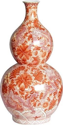 Handmade 24 Inch Chinese Dragon Gourd Vase in Ceramic: Handmade 24 Inch Chinese Dragon Gourd Vase in Ceramic This exquisite 24" tall Dragon Gourd Vase is a stunning piece that beautifully combines artistry and function. Handmade from ceramic, this vase sh