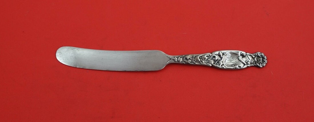 Whiting Heraldic Sterling Silver Dessert Knife 7 3/8 Inch: Whiting Heraldic Sterling Silver Dessert Knife 7 3/8 Inch This exquisite dessert knife features the Heraldic pattern by Whiting, crafted from high-quality sterling silver. With a length of 7 3/8 inche