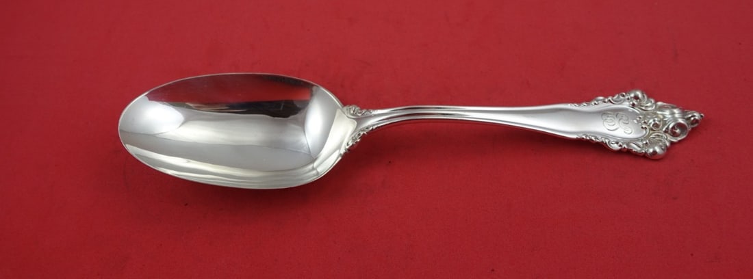 Reed and Barton La Splendide Sterling Silver Serving Spoon 8.25": Reed and Barton La Splendide Sterling Silver Serving Spoon 8.25" This exquisite serving spoon is crafted from sterling silver and features the elegant La Splendide pattern by Reed & Barton. Measuring
