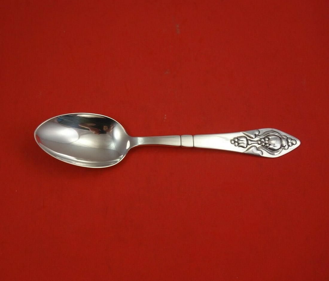 Georg Jensen Fuchsia Sterling Silver Dinner Spoon 8 1/8 Inch: Georg Jensen Fuchsia Sterling Silver Dinner Spoon 8 1/8 Inch This exquisite dinner spoon is part of the Fuchsia pattern by Georg Jensen, crafted from high-quality sterling silver. Measuring 8 1/8 inch