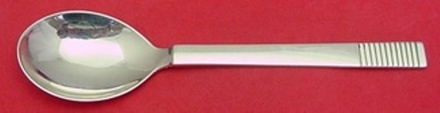 Georg Jensen Parallel Sterling Silver Dessert Spoon Ovoid 6 5/8 Inch: Georg Jensen Parallel Sterling Silver Dessert Spoon Ovoid 6 5/8 Inch This exquisite dessert spoon from the renowned Georg Jensen features the elegant Parallel pattern, showcasing a timeless ovoid desi