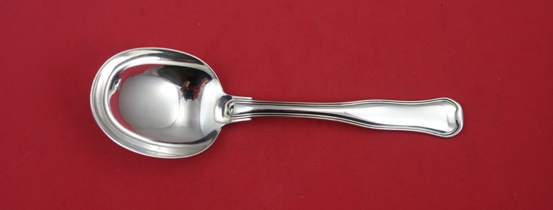 Georg Jensen Old Danish Sterling Silver Gravy Ladle #153 7 3/8" by Harold Nielsen: Georg Jensen Old Danish Sterling Silver Gravy Ladle #153 7 3/8" by Harold Nielsen This exquisite gravy ladle from the Old Danish pattern by Georg Jensen is crafted from sterling silver and measures 7
