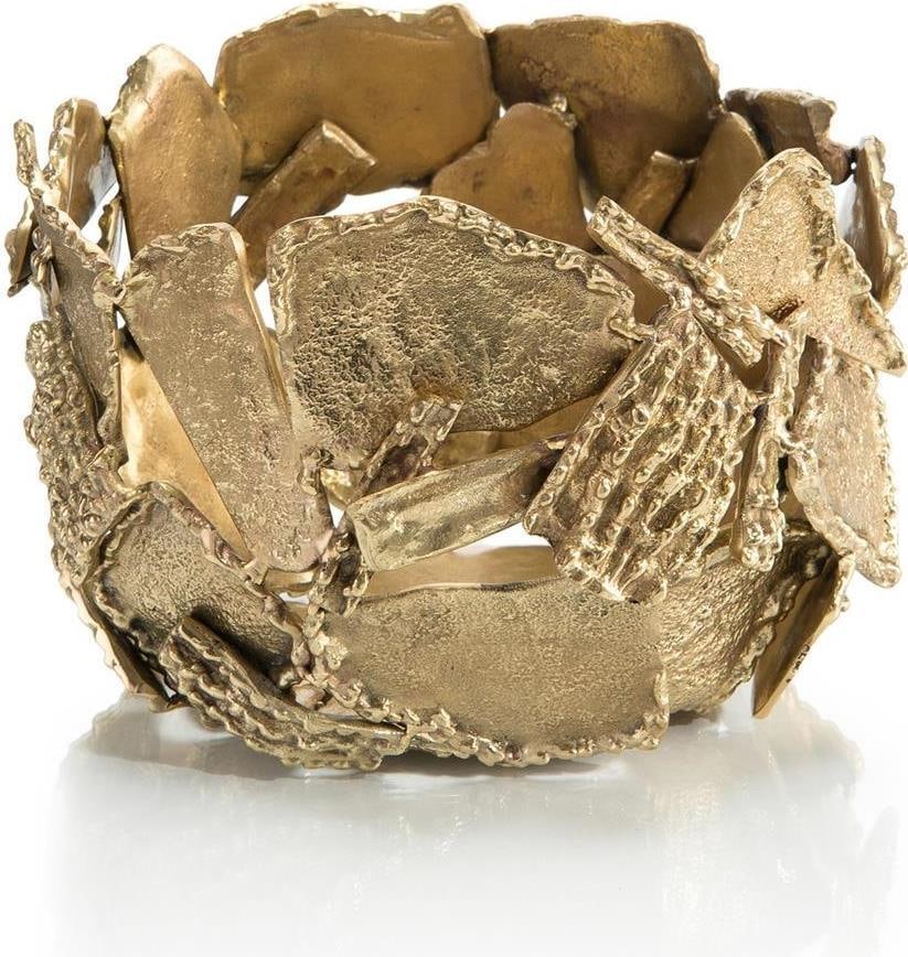 John-Richard Solid Brass Petite Bowl 6H 9W 9D Elegant Finish: John-Richard Solid Brass Petite Bowl 6H 9W 9D Elegant Finish This elegant traditional style bowl is crafted from solid brass, showcasing a beautiful finish that adds sophistication to any decor. Its p