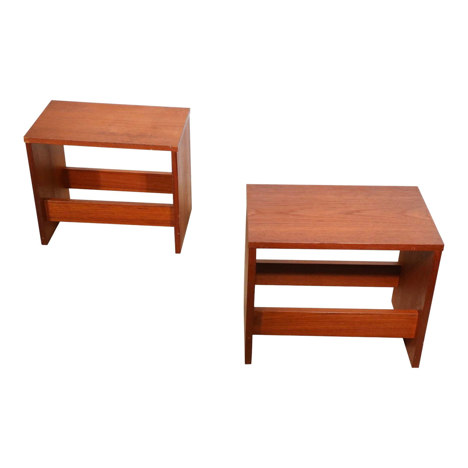 Pair of Danish Mid Century Modern Teak End Tables 1960s 1970s: Pair of Danish Mid Century Modern Teak End Tables 1960s 1970s This pair of diminutive Danish mid-century modern end tables showcases a chic architectural design, crafted in Denmark during the 1960s an