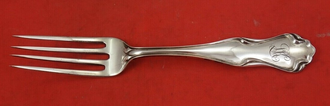 Shiebler Wave Sterling Silver Dinner Fork Monogrammed 7 3/4": Shiebler Wave Sterling Silver Dinner Fork Monogrammed 7 3/4" This exquisite dinner fork from the renowned Shiebler brand features a stunning Wave pattern, showcasing the elegance of sterling silver cr