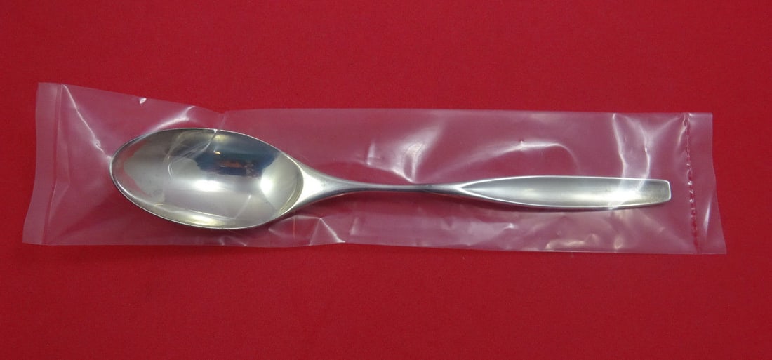 Kirk Ellipse Sterling Silver Place Soup Spoon 7.5" Unused: Kirk Ellipse Sterling Silver Place Soup Spoon 7.5" Unused Introducing the Ellipse by Kirk Sterling Silver Place Soup Spoon, a perfect addition to your flatware collection. This spoon, measuring 7 1/2"
