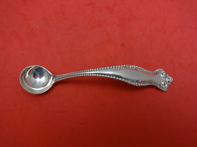 Towle Canterbury Sterling Silver Mustard Ladle 5 1/4 Inch: Towle Canterbury Sterling Silver Mustard Ladle 5 1/4 Inch This exquisite Canterbury Mustard Ladle by Towle is a stunning example of sterling silver craftsmanship. Crafted between 1850 and 1899, this l