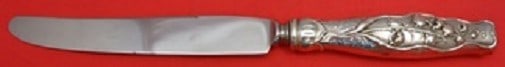 Whiting Sterling Silver Dinner Knife Lily of the Valley 9 3/4": Whiting Sterling Silver Dinner Knife Lily of the Valley 9 3/4" This exquisite Lily of the Valley dinner knife is crafted by Whiting from high-quality sterling silver. Measuring 9 3/4 inches, this eleg