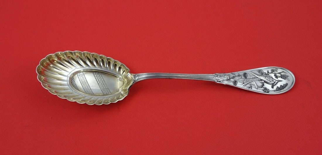Tiffany & Co Japanese Sterling Silver Berry Spoon 9 Gold Washed Bowl: Tiffany & Co Japanese Sterling Silver Berry Spoon 9 Gold Washed Bowl This exquisite berry spoon, crafted by Tiffany & Co., showcases the intricate Japanese pattern that embodies elegance and artistry.
