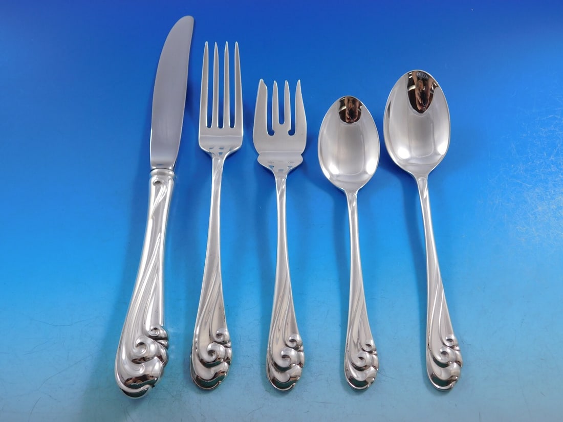 Kirk Dancing Surf Sterling Silver Flatware Set for 12 65 Pieces Mid-Century Modern: Kirk Dancing Surf Sterling Silver Flatware Set for 12 65 Pieces Mid-Century Modern Enhance your dining experience with the exquisite Dancing Surf flatware set by Kirk. This stunning Mid-Century Modern