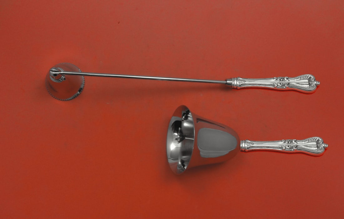 Towle Old Colonial Sterling Silver 2pc Hostess Set Dinner Bell Candle Snuffer: Towle Old Colonial Sterling Silver 2pc Hostess Set Dinner Bell Candle Snuffer Enhance your dining experience with this exquisite 2-piece Hostess Set from Towle, featuring the timeless Old Colonial pat