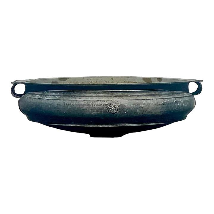 Vintage Boho Monumental Cast Bronze Urli Bowl 28.75 x 32 Gray: Vintage Boho Monumental Cast Bronze Urli Bowl 28.75 x 32 Gray Enhance your home decor with this stunning Vintage Boho Monumental Cast Bronze Urli Bowl. This impressive piece showcases substantial cast