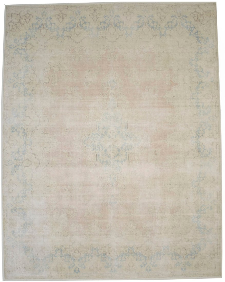 Vintage Handmade 10x12 Oriental Rug Wool Floral Design: Vintage Handmade 10x12 Oriental Rug Wool Floral Design Enhance your living space with this stunning 10'0" x 12'8" antique distressed Oriental rug, showcasing a classic floral design in muted colors of