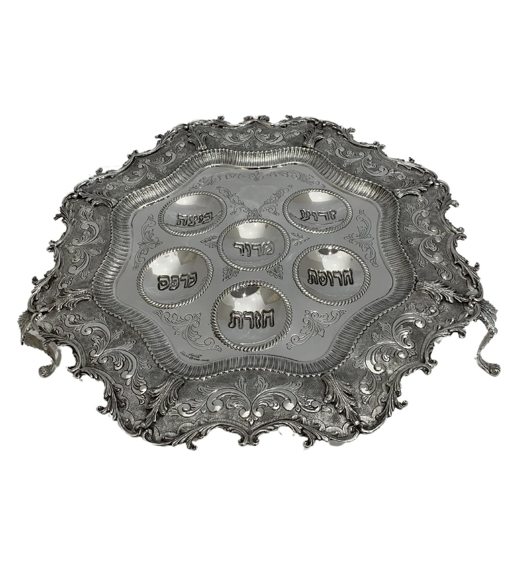 Handmade 925 Sterling Silver Hebrew Seder Plate with Leaf Applique: Handmade 925 Sterling Silver Hebrew Seder Plate with Leaf Applique This exquisite Passover Seder Plate is crafted from fine 925 sterling silver, showcasing intricate handmade leaf applique and chased