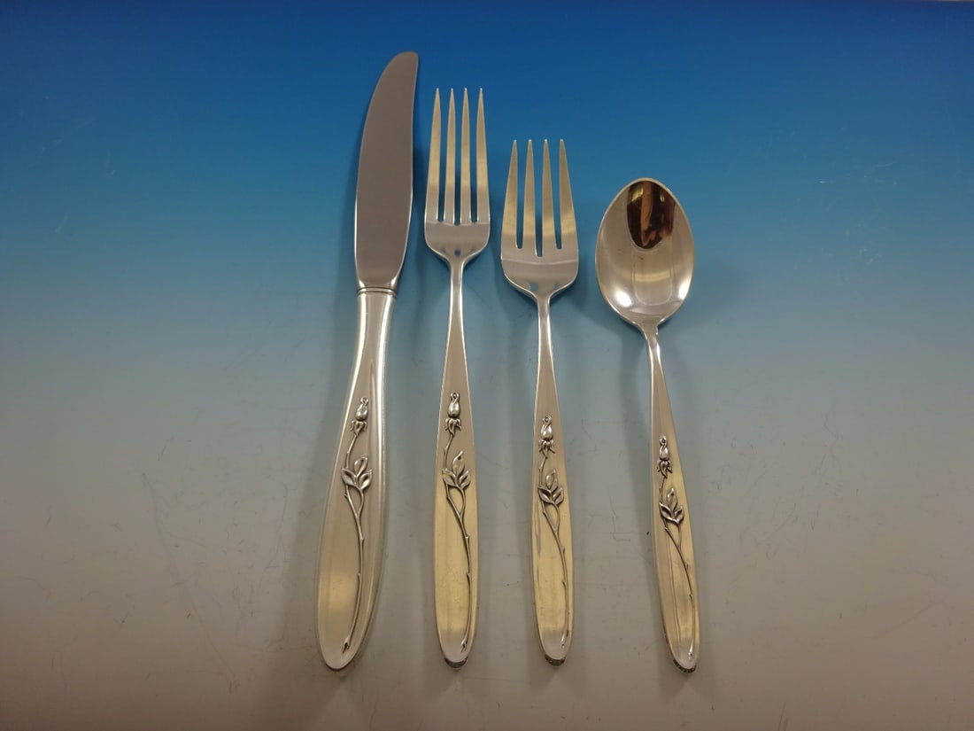 Towle Rose Solitaire Sterling Silver Flatware Set for 12 - 51 Pieces with Storage Chest: Towle Rose Solitaire Sterling Silver Flatware Set for 12 - 51 Pieces with Storage Chest Discover the elegance of the "Rose Solitaire" flatware set by Towle, crafted from high-quality sterling silver.
