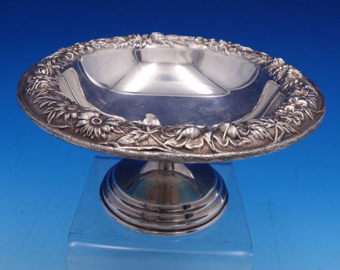 Kirk Sterling Silver Repousse Compote 3" x 6" 8.1 ozt: Kirk Sterling Silver Repousse Compote 3" x 6" 8.1 ozt This exquisite compote from Kirk features the renowned Repousse pattern, showcasing an intricate floral design that highlights the artistry of Eur
