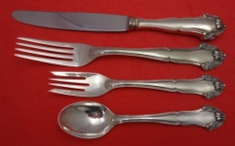 Buccellati Grande Imperiale 4-Piece Sterling Silver Dinner Set: Buccellati Grande Imperiale 4-Piece Sterling Silver Dinner Set Elevate your dining experience with this exquisite 4-piece dinner setting from the renowned Italian brand Buccellati, featuring the elega